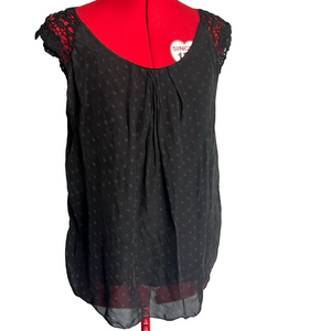 Tendenze crocheted shoulder silk blouse SM335